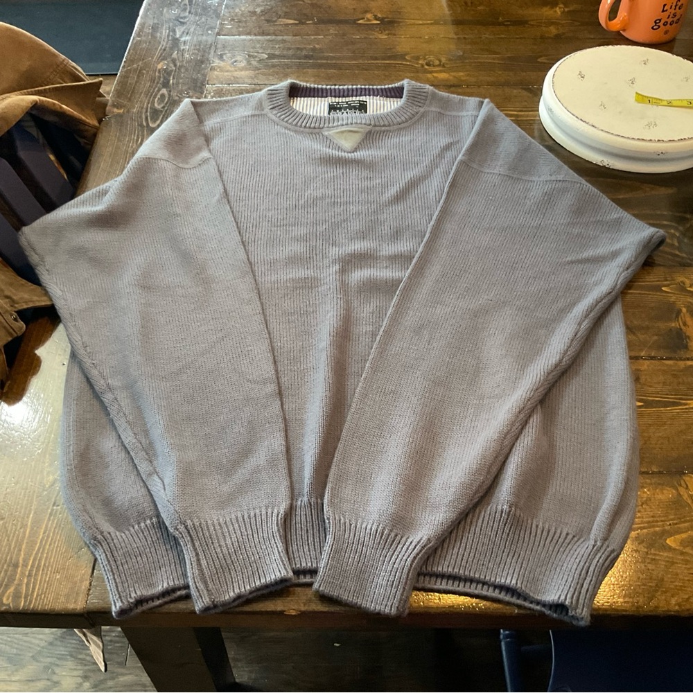 VINTAGE 1990’s Men's Gray Sweater